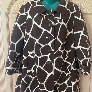 Brown and White Graphic Print Button-Front Coat